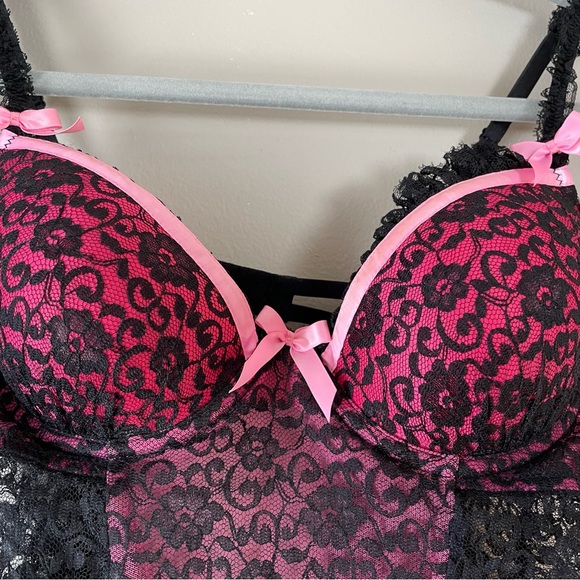 Victoria secret lingerie sexy little things - Picture 4 of 8